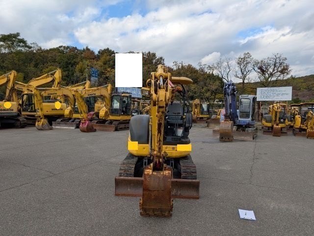 PC30UU-5 オフセットブーム クレーン仕様 中古建設機械 写真3（株式会社広建機）