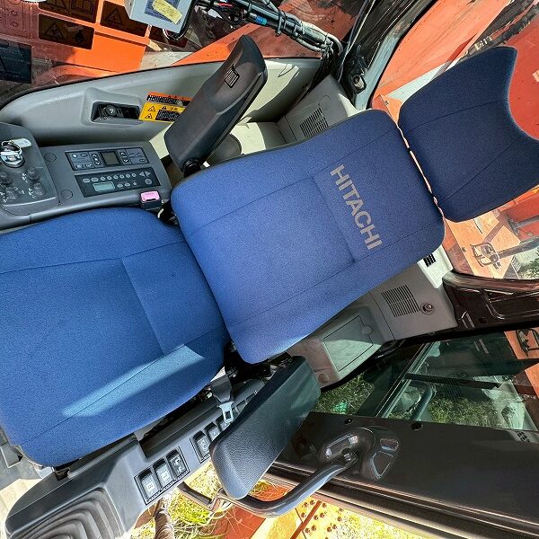 ZX1800K-3 日立建機 大割機TS-W2200V・SEカプラー付き 中古建設機械 写真30（株式会社広建機）