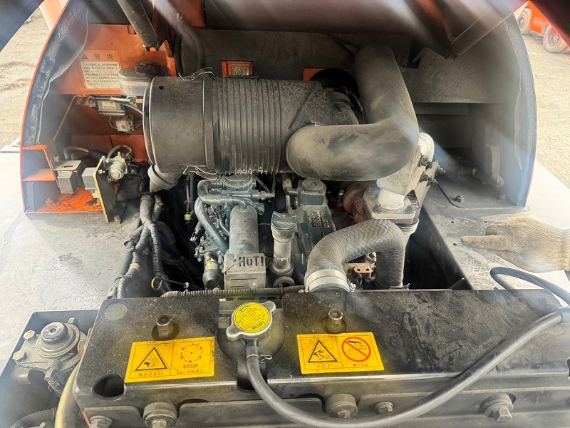 ZW80 ホイールローダー 中古建設機械 写真23（株式会社広建機）