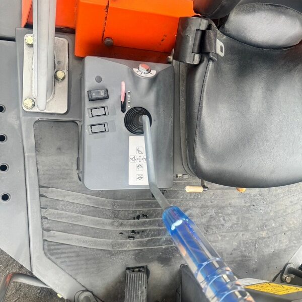 ZW80 ホイールローダー 中古建設機械 写真54（株式会社広建機）