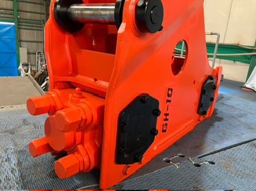 GH-10 NPK製ブレーカー 中古建設機械 写真2（株式会社広建機）