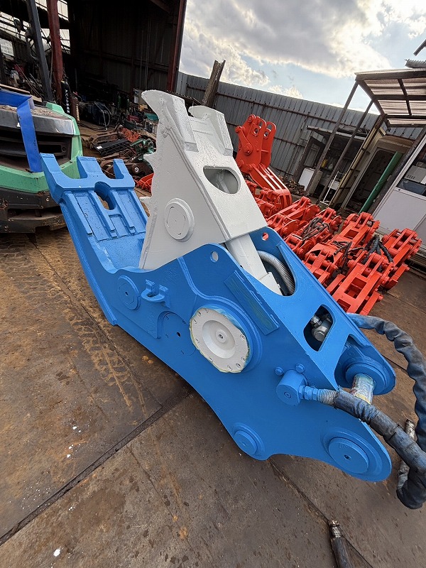 OSC200B 0.7m3用小割機 2022年式 中古建設機械 写真1（株式会社広建機）