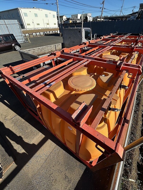 スーパー工業散水機3m3ローリータンク付 日立建機製 中古建設機械 写真2（株式会社広建機）