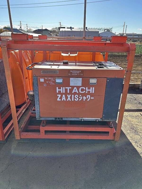 スーパー工業散水機3m3ローリータンク付 日立建機製 中古建設機械 写真3（株式会社広建機）