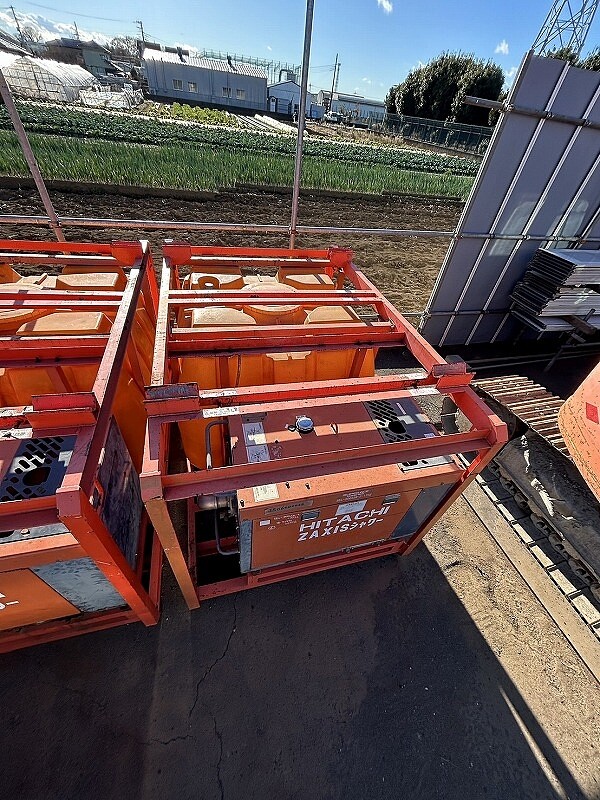 スーパー工業散水機3m3ローリータンク付 日立建機製 中古建設機械 写真6（株式会社広建機）