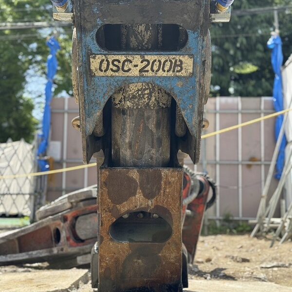 OSC-200B 2022年式 0.7m3用小割機 中古建設機械 写真10（株式会社広建機）