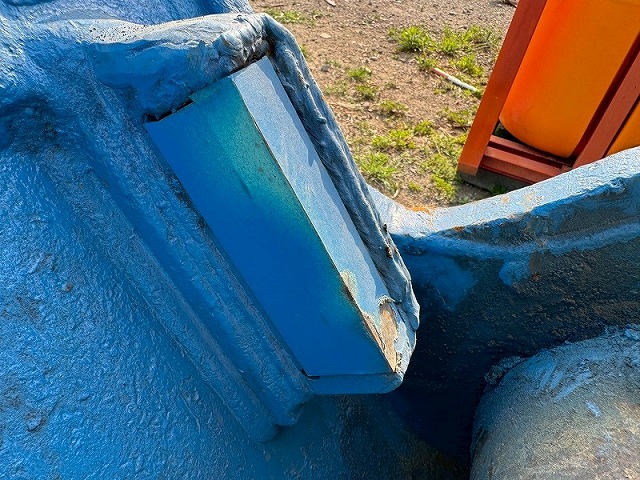 OSC-200HMA 0.7用強力型電磁マグ付き小割機 オカダアイヨン okada aiyon magnet crusher 中古建設機械 写真2（株式会社広建機）