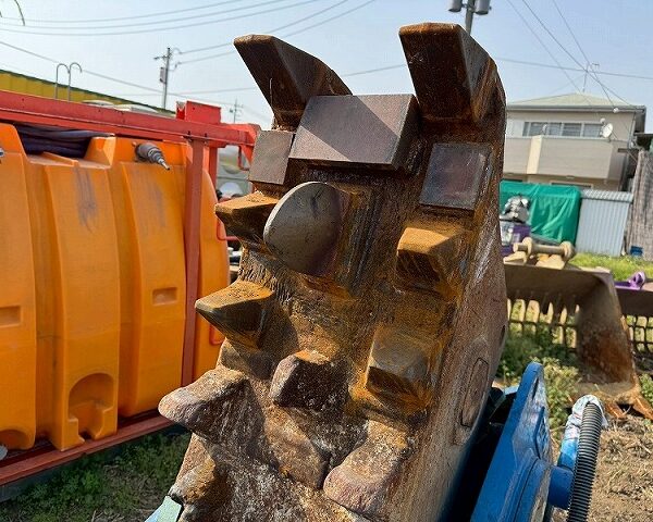 OSC-200HMA 0.7用強力型電磁マグ付き小割機 オカダアイヨン okada aiyon magnet crusher 中古建設機械 写真19（株式会社広建機）