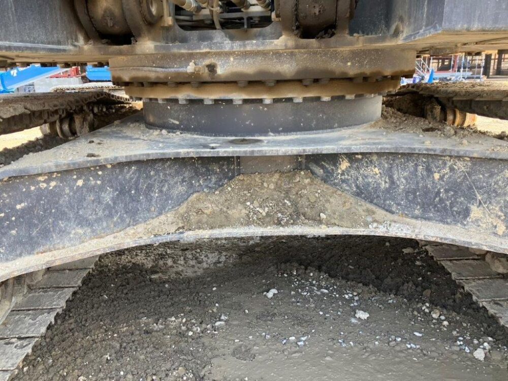 VOLVO ECR235EL カプラー付 後方小旋回 中古建設機械 写真11（株式会社広建機）