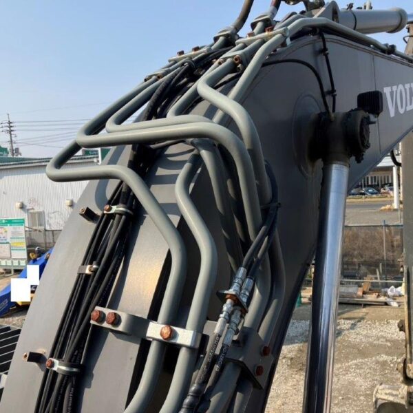 VOLVO ECR235EL カプラー付 後方小旋回 中古建設機械 写真46（株式会社広建機）