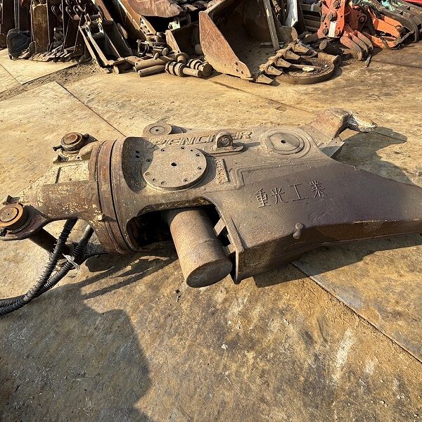 0.7m3Class Steel Cutter Okada Aiyon 中古建設機械 写真16（株式会社広建機）