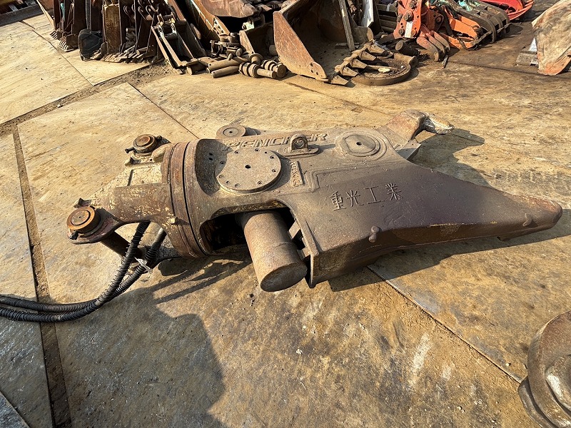 0.7m3Class Steel Cutter Okada Aiyon 中古建設機械 写真3（株式会社広建機）