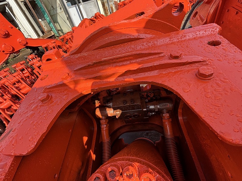 NPK製 K-23J 0.7m3用鉄骨カッター 中古建設機械 写真5（株式会社広建機）