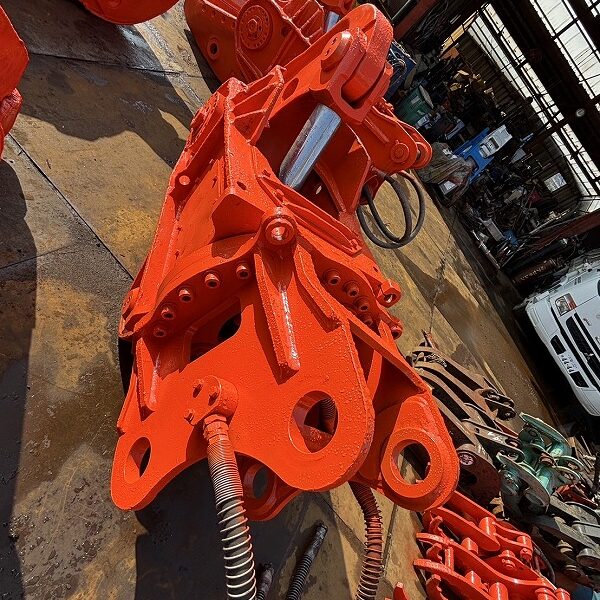 NPK製 K-23J 0.7m3用鉄骨カッター 中古建設機械 写真15（株式会社広建機）