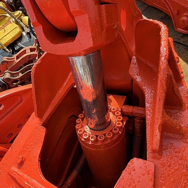 NPK製 K-23J 0.7m3用鉄骨カッター 中古建設機械 写真16（株式会社広建機）