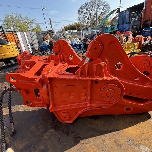 NPK製 K-23J 0.7m3用鉄骨カッター 中古建設機械 写真13（株式会社広建機）