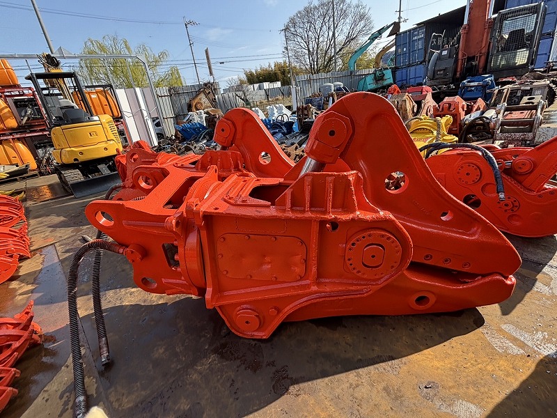 NPK製 K-23J 0.7m3用鉄骨カッター 中古建設機械 写真4（株式会社広建機）