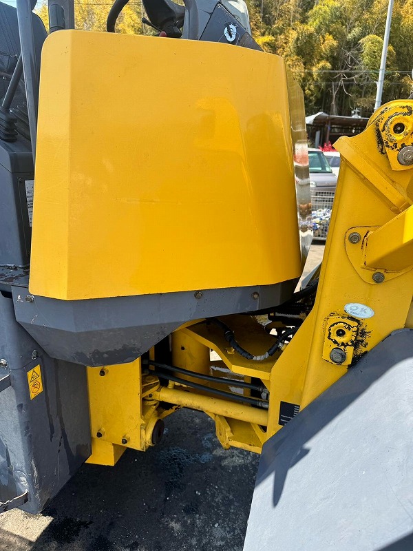 コマツホイールローダー　WA80-3 中古建設機械 写真7（株式会社広建機）