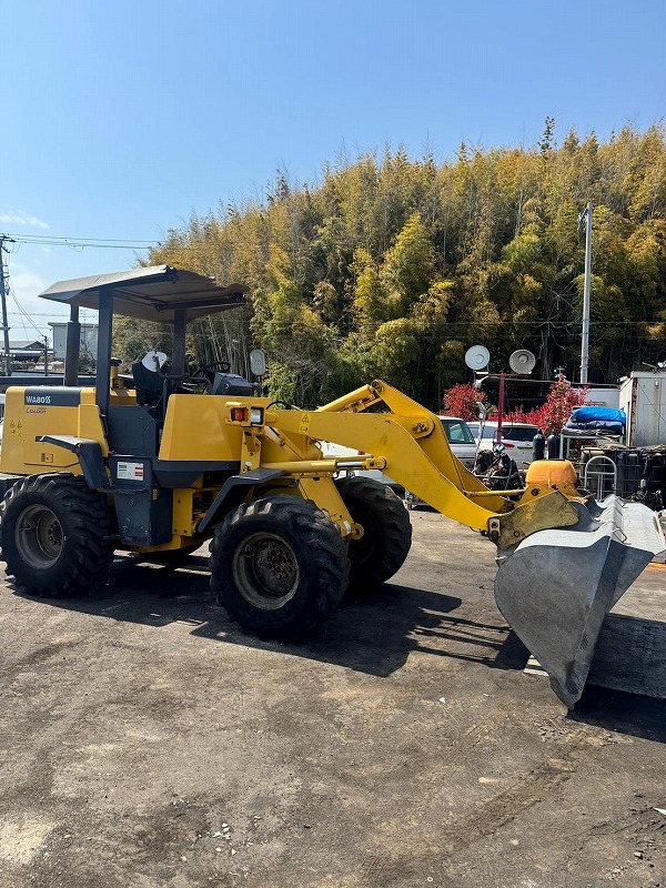 コマツホイールローダー　WA80-3 中古建設機械 写真2（株式会社広建機）