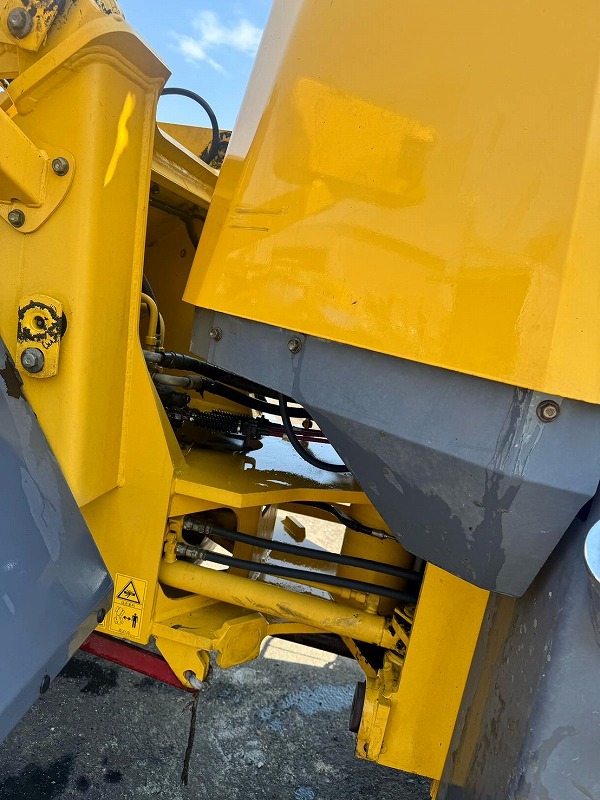 コマツホイールローダー　WA80-3 中古建設機械 写真20（株式会社広建機）