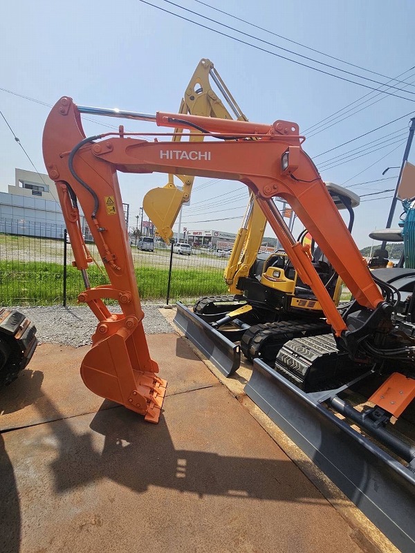ZX40U-2 ミニ油圧ショベル 中古建設機械 写真6（株式会社広建機）