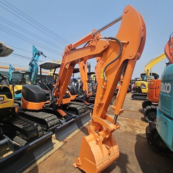 ZX40U-2 ミニ油圧ショベル 中古建設機械 写真18（株式会社広建機）