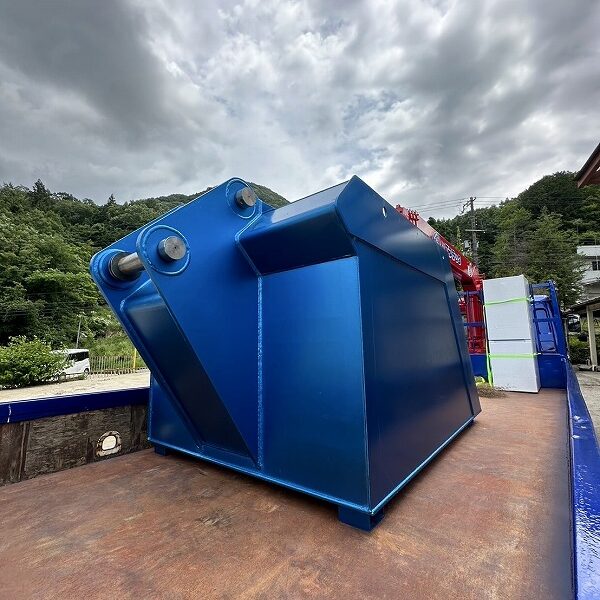 搬出アタッチメント 0.7m3用 即納1台 中古建設機械 写真6（株式会社広建機）