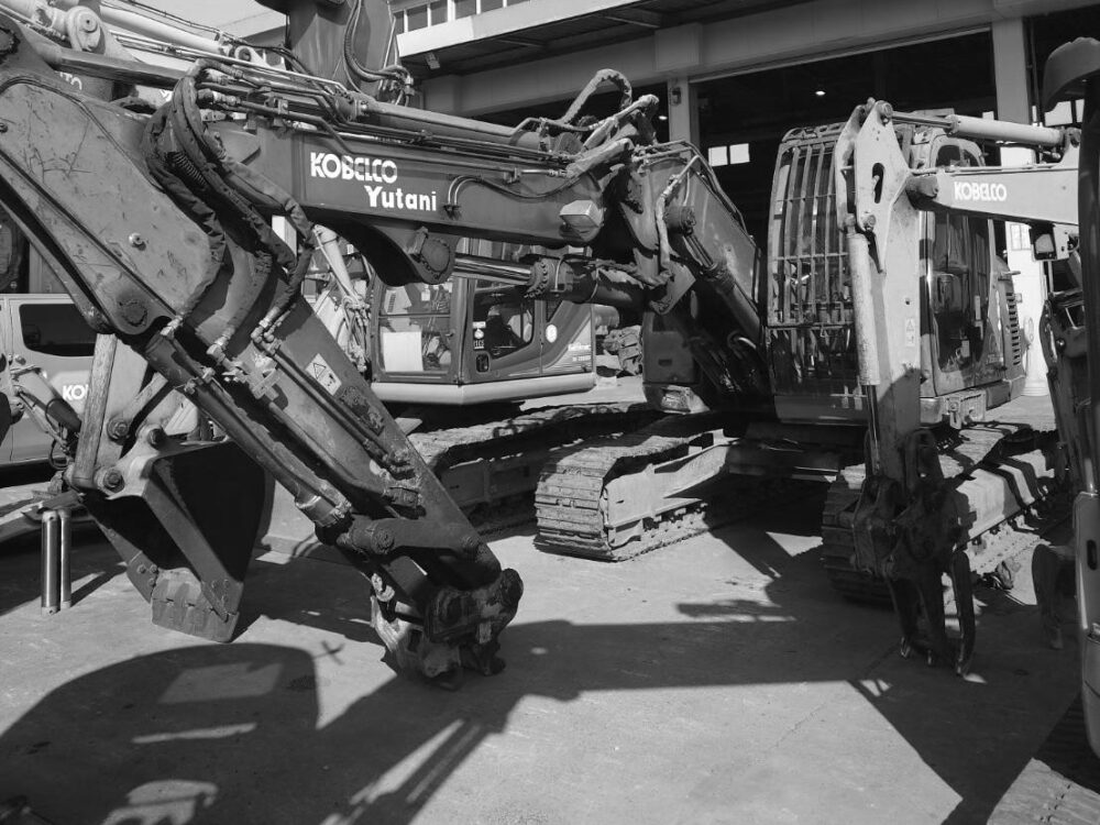 SK135SRLC-1ES ほぼ不動機 貿易2piece boom 5本配管 カプラ 11500hour 解体仕様機 中古建設機械 写真1（株式会社広建機）