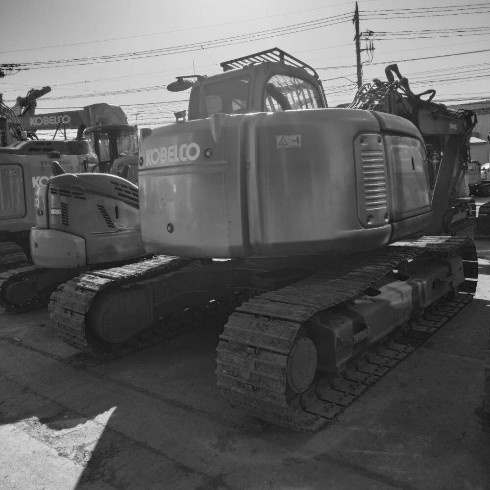 SK135SRLC-1ES ほぼ不動機 貿易2piece boom 5本配管 カプラ 11500hour 解体仕様機 中古建設機械 写真2（株式会社広建機）