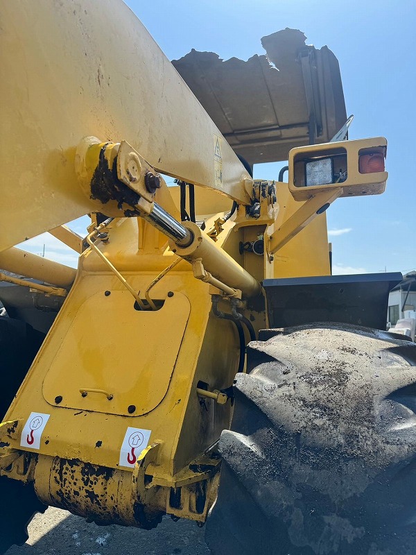 コマツホイールローダー　WA80-3 中古建設機械 写真12（株式会社広建機）