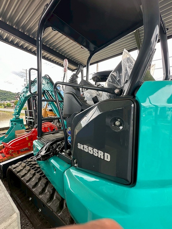 SK55SRD-7  未使用品 ブレーカ付き 解体クレーン仕様 5本配管 旋回フォーク カプラ 細バケット 中古建設機械 写真2（株式会社広建機）