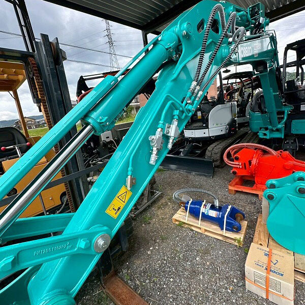 SK55SRD-7  未使用品 ブレーカ付き 解体クレーン仕様 5本配管 旋回フォーク カプラ 細バケット 中古建設機械 写真64（株式会社広建機）