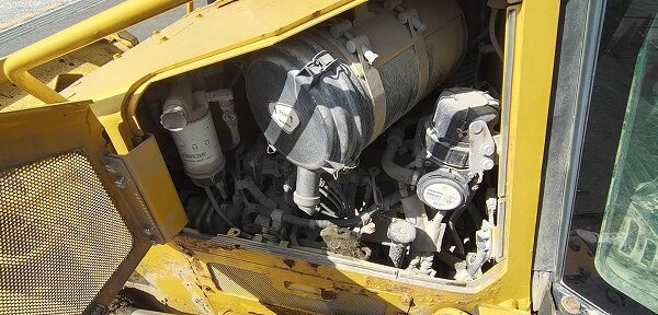 D61PXi-23 ICT建機 コマツ ブルドーザ 中古建設機械 写真11（株式会社広建機）