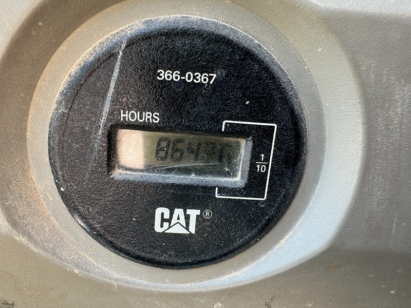 CAT320E-2 0.7m3油圧ショベル 配管仕様 土木 Excavator キャタピラー 中古建設機械 写真4（株式会社広建機）