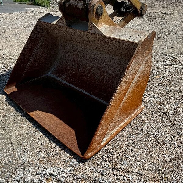 CAT320E-2 0.7m3油圧ショベル 配管仕様 土木 Excavator キャタピラー 中古建設機械 写真28（株式会社広建機）