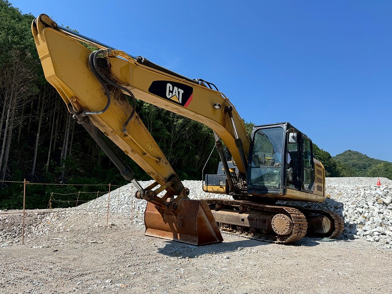 CAT320E-2 0.7m3油圧ショベル 配管仕様 土木 Excavator キャタピラー 中古建設機械 写真1（株式会社広建機）