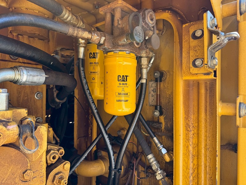 CAT320E-2 0.7m3油圧ショベル 配管仕様 土木 Excavator キャタピラー 中古建設機械 写真16（株式会社広建機）