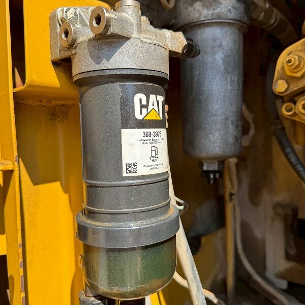 CAT320E-2 0.7m3油圧ショベル 配管仕様 土木 Excavator キャタピラー 中古建設機械 写真35（株式会社広建機）