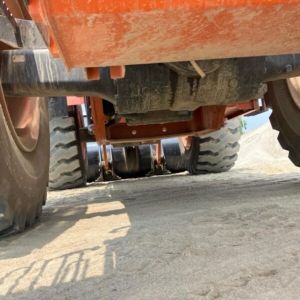 ZW220-6 WHEEL LOADER 2024年8月製造 日立建機製 タイヤショベル ホイールローダー 中古建設機械 写真36（株式会社広建機）