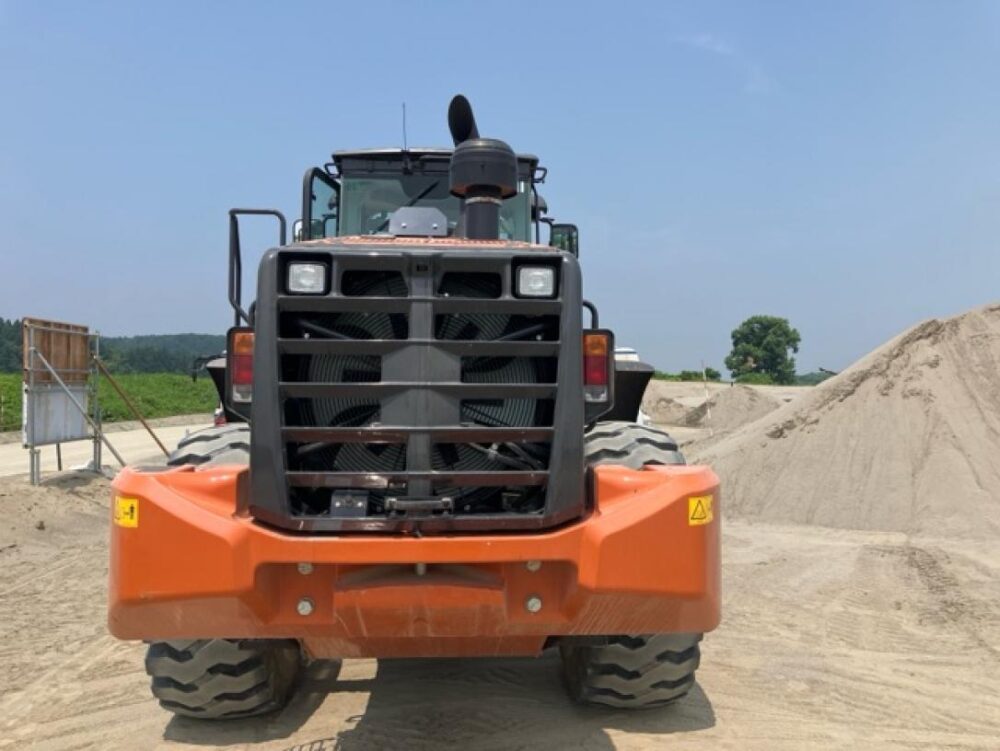 ZW220-6 WHEEL LOADER 2024年8月製造 日立建機製 タイヤショベル ホイールローダー 中古建設機械 写真19（株式会社広建機）