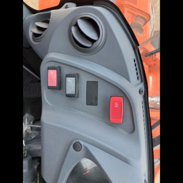 ZW220-6 WHEEL LOADER 2024年8月製造 日立建機製 タイヤショベル ホイールローダー 中古建設機械 写真41（株式会社広建機）