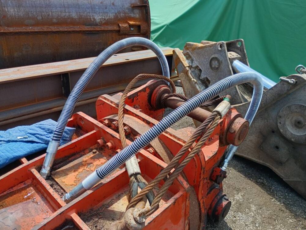 S-42XA  NPK製1.6m3用大割機 整備中 中古建設機械 写真6（株式会社広建機）