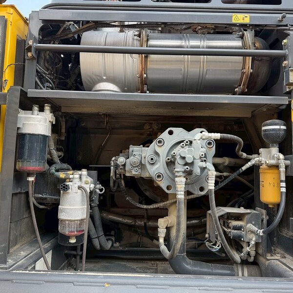 SH350HD-7 住友建機 ヘビーデューティー仕様 油圧カプラ バケット付き 併用配管 状態良好 作動動画有り 中古建設機械 写真79（株式会社広建機）