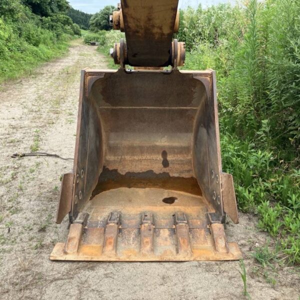 CAT320D ローアワー機 0.7m3油圧ショベル 配管仕様 土木 Excavator キャタピラー 中古建設機械 写真25（株式会社広建機）