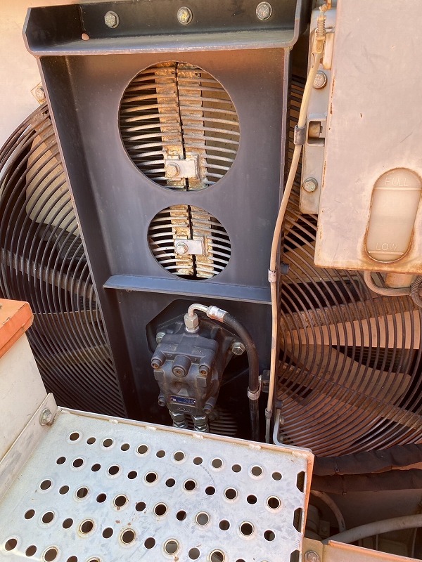 ZX1000K-3 2ピースブーム ロングブーム 5本配管 日立建機 中古 中古建設機械 写真5（株式会社広建機）