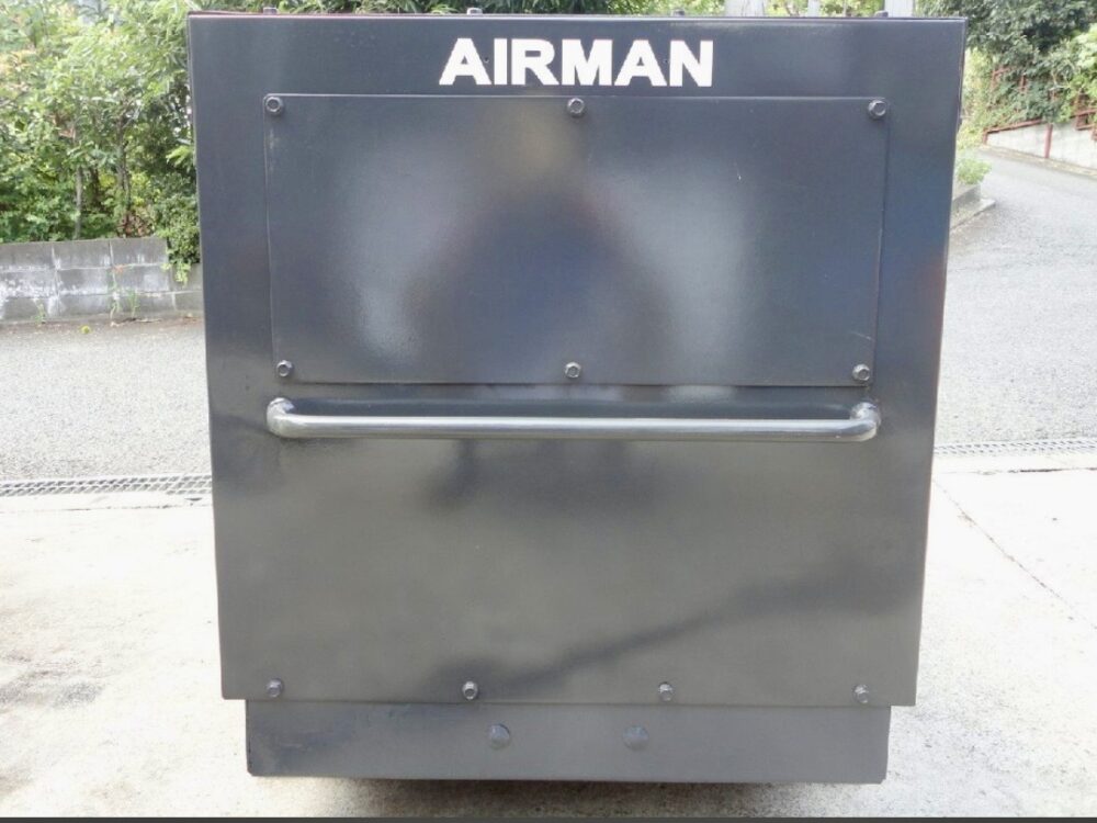 北越工業 PDS100SC-5C1 AIRMAN スクリューコンプレッサー アフタークーラー仕様 超低騒音 防音型 1604hour 中古建設機械 写真3（株式会社広建機）