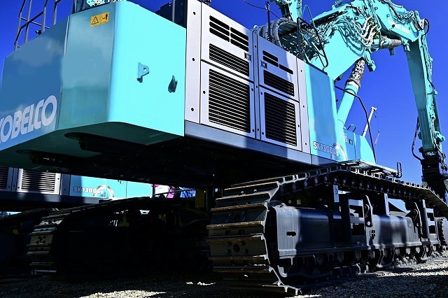SK1300DLC-10 セパレート & ４段ロング チルトキャブ SEカプラー付き 中古建設機械 写真1（株式会社広建機）