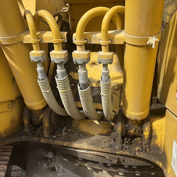 PC228US-10 0.7m3油圧ショベル 配管仕様 ガード 後方小旋回 コマツ komatsu 中古建設機械 写真41（株式会社広建機）