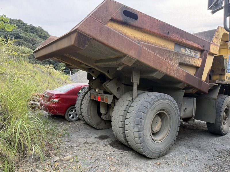HD255-5 コマツ リジットダンプ 重ダンプ 最大積載25トン 中古建設機械 写真7（株式会社広建機）