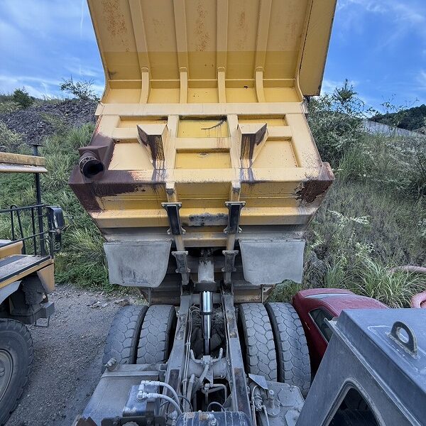 HD255-5 コマツ リジットダンプ 重ダンプ 最大積載25トン 中古建設機械 写真31（株式会社広建機）